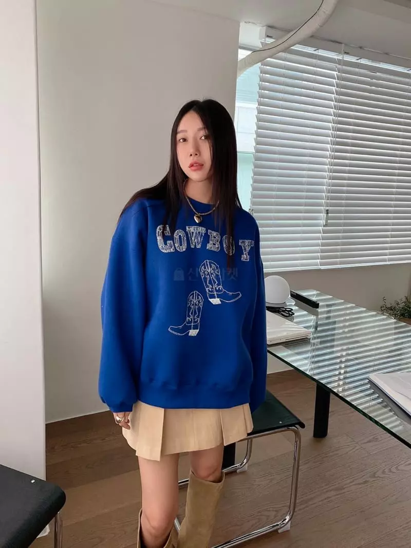 Made - Korean Women Fashion - #momslook - Boy Sweatshirt