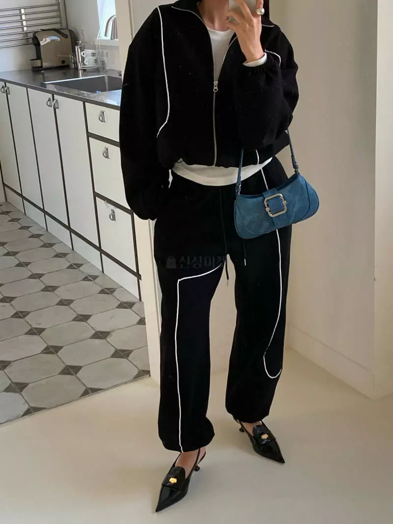 Made - Korean Women Fashion - #momslook - Rio Zip-up - 2