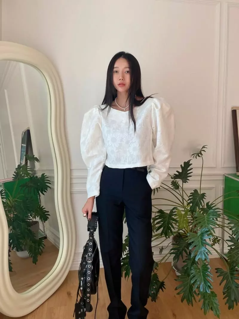 Made - Korean Women Fashion - #shopsmall - Howl Blouse - 5