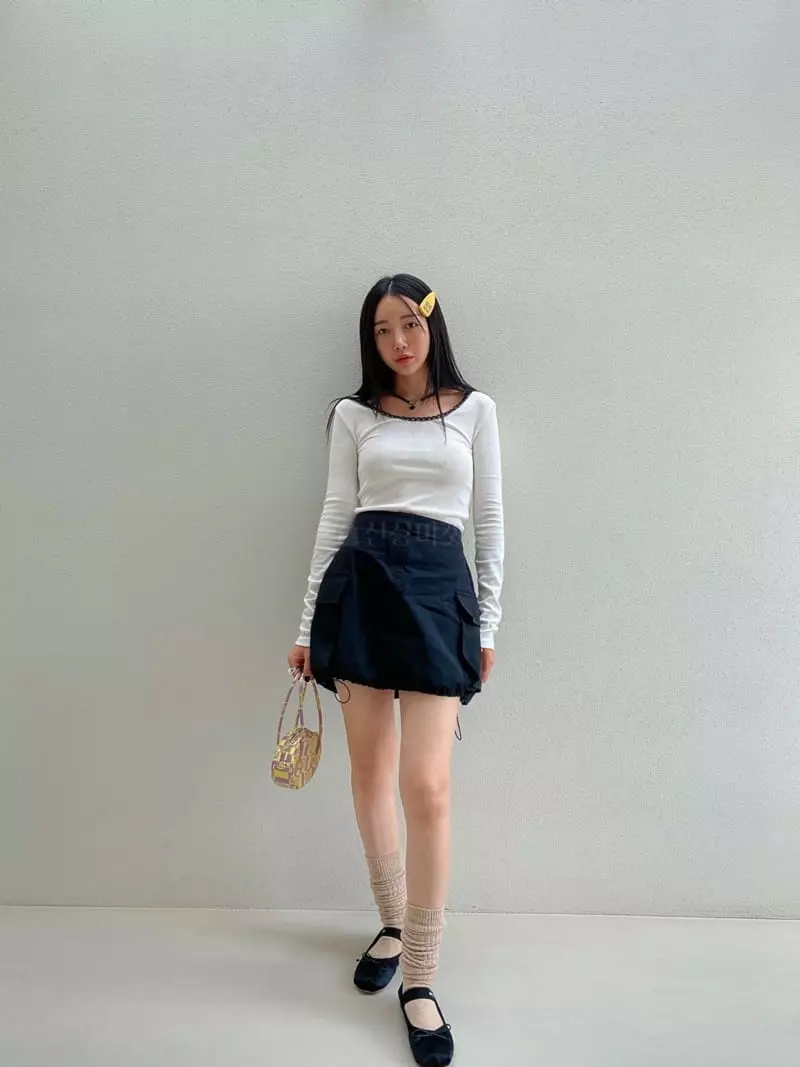 Made - Korean Women Fashion - #vintageinspired - Lable Tee - 3