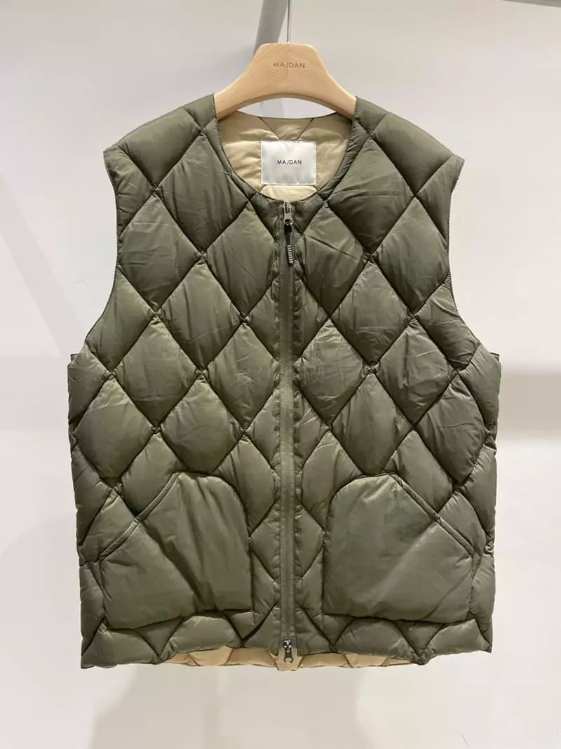 Majdan - Korean Women Fashion - #momslook - Lion Padding Vest - 12