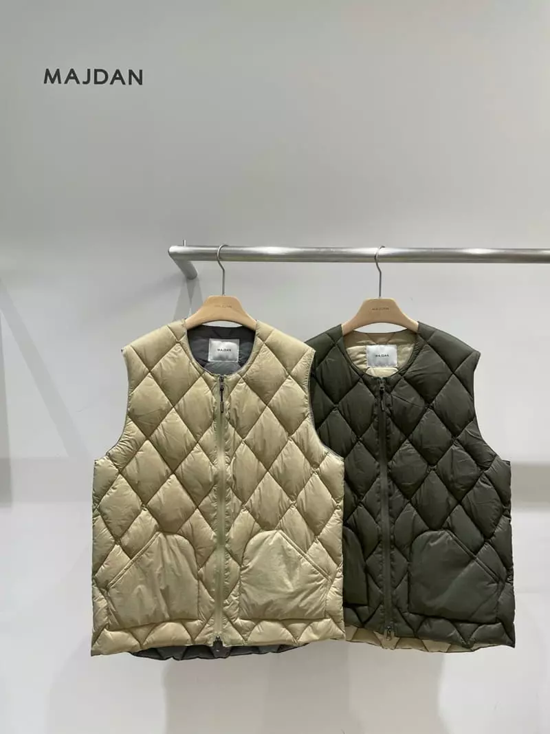 Majdan - Korean Women Fashion - #momslook - Lion Padding Vest - 8