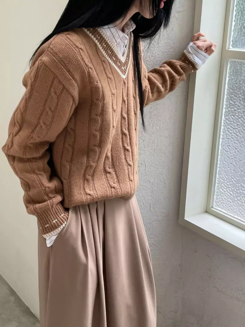 Majdan - Korean Women Fashion - #momslook - Chalrie Knit Tee