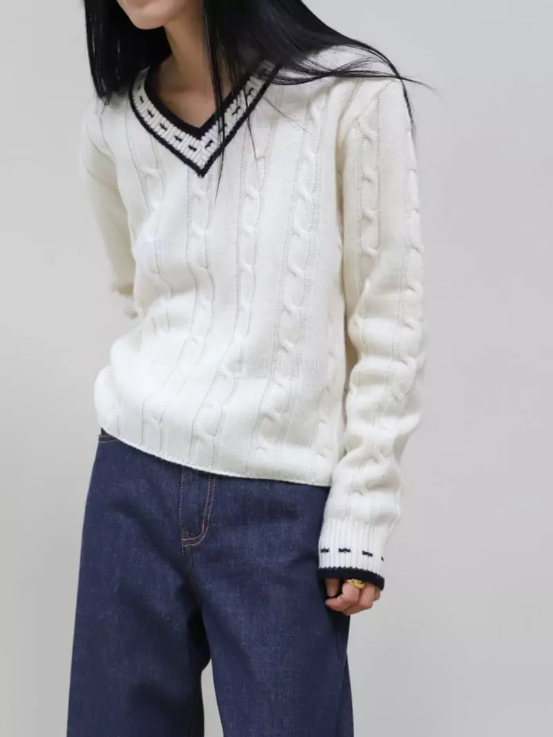 Majdan - Korean Women Fashion - #vintageinspired - Chalrie Knit Tee - 4