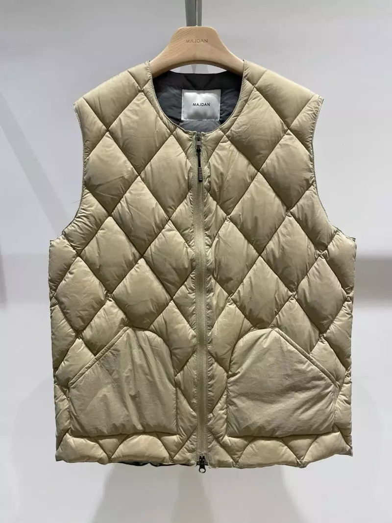 Majdan - Korean Women Fashion - #womensfashion - Lion Padding Vest - 11