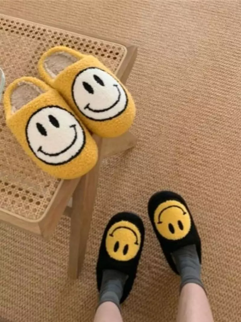 Marie - Korean Women Fashion - #momslook - Smile  Slippers - 5