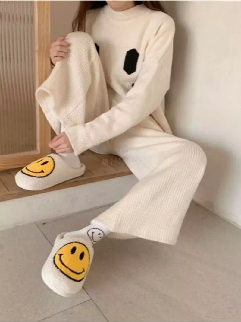 Marie - Korean Women Fashion - #womensfashion - Smile  Slippers - 10