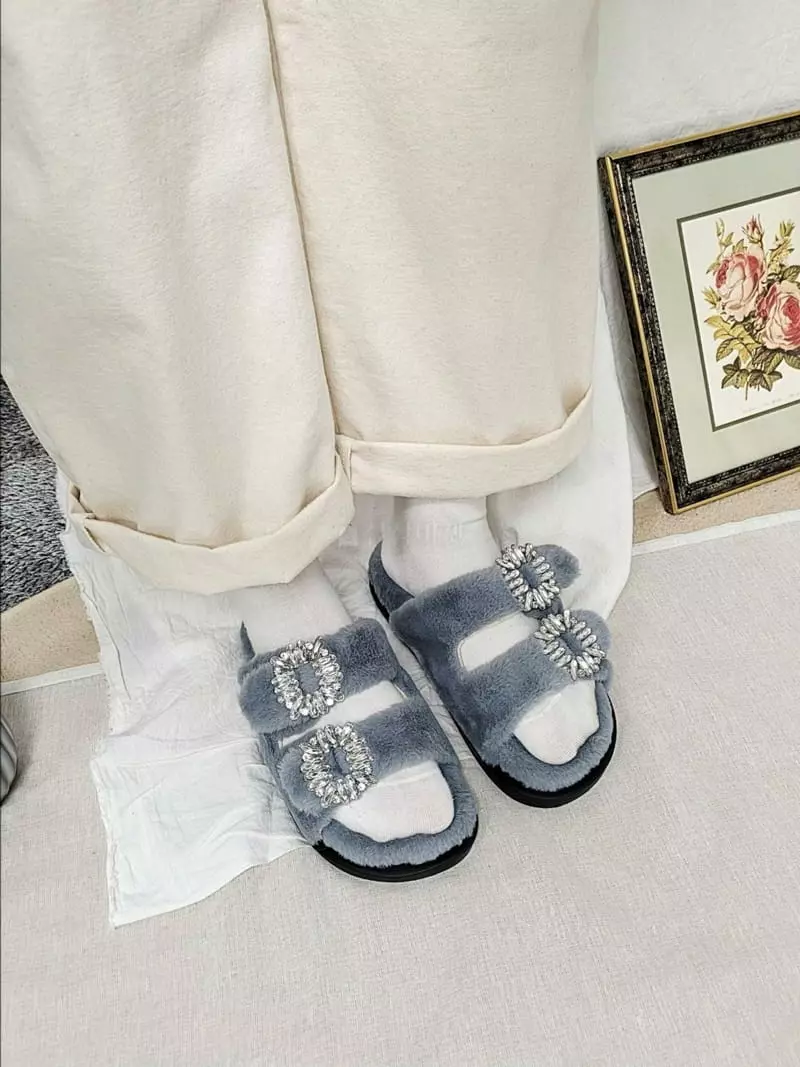 Marie - Korean Women Fashion - #womensfashion - Jewerly Slippers - 2