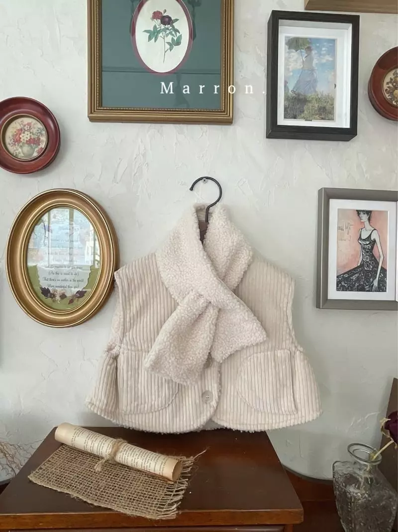 Marron. - Korean Children Fashion - #Kfashion4kids - Bboglei Vest Muffler Set - 2