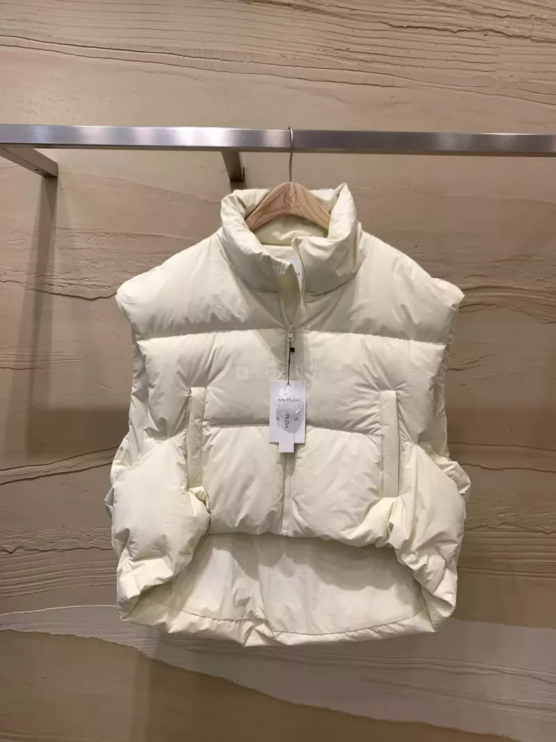 Matilda - Korean Women Fashion - #momslook - Unbal Vest Padding - 10