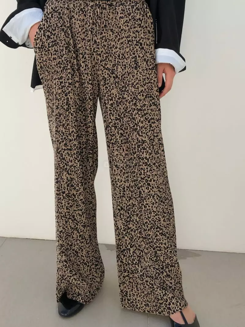 Matilda - Korean Women Fashion - #restrostyle - Snow Pleats Pants