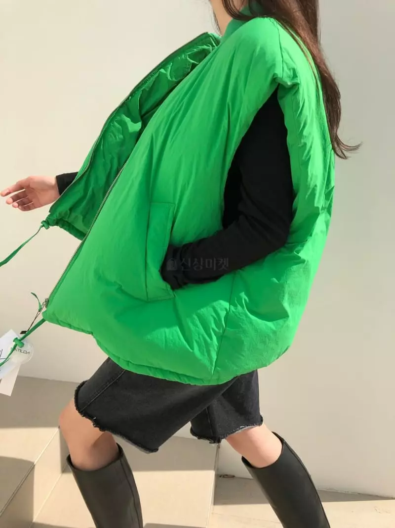 Matilda - Korean Women Fashion - #vintagekidsstyle - Minimal Padding Vest - 2