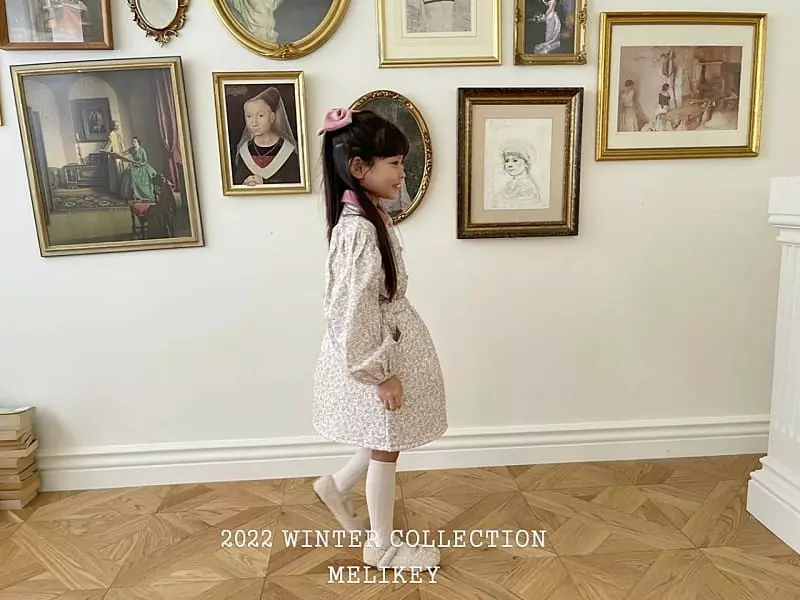 Melikey - Korean Children Fashion - #littlefashionista - Finger Flower Blouse - 9