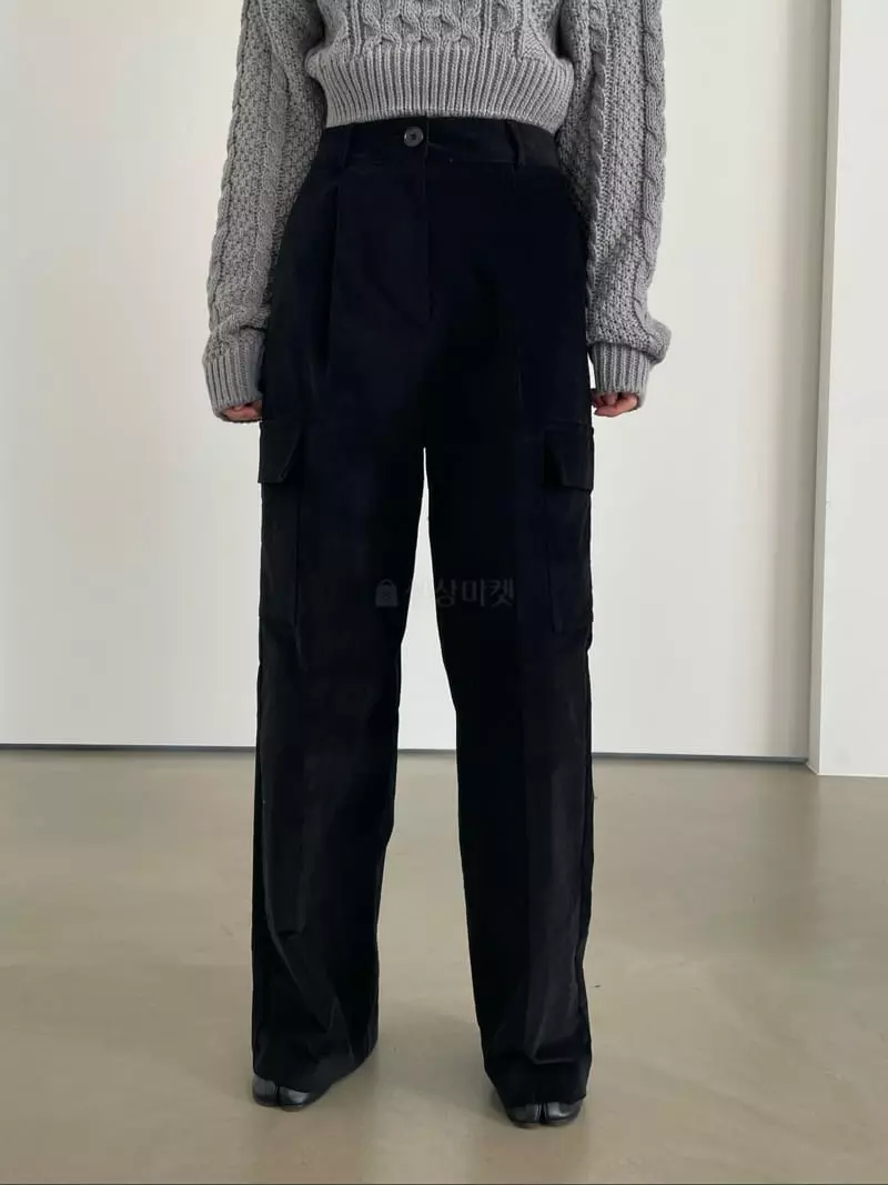 Moment - Korean Women Fashion - #momslook - Velvet Pocket Pants - 7
