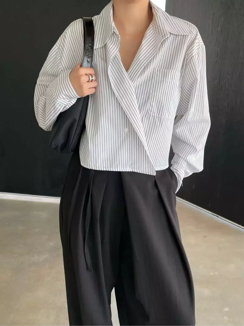 Moment - Korean Women Fashion - #momslook - Beji Crop Shirt