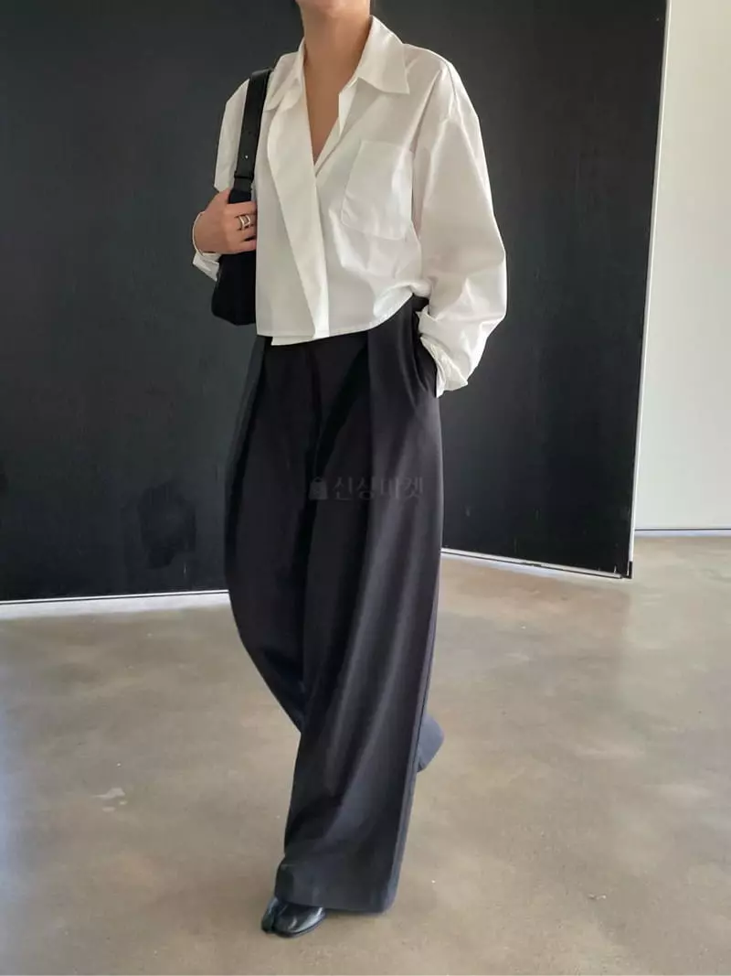 Moment - Korean Women Fashion - #momslook - Beji Crop Shirt - 6