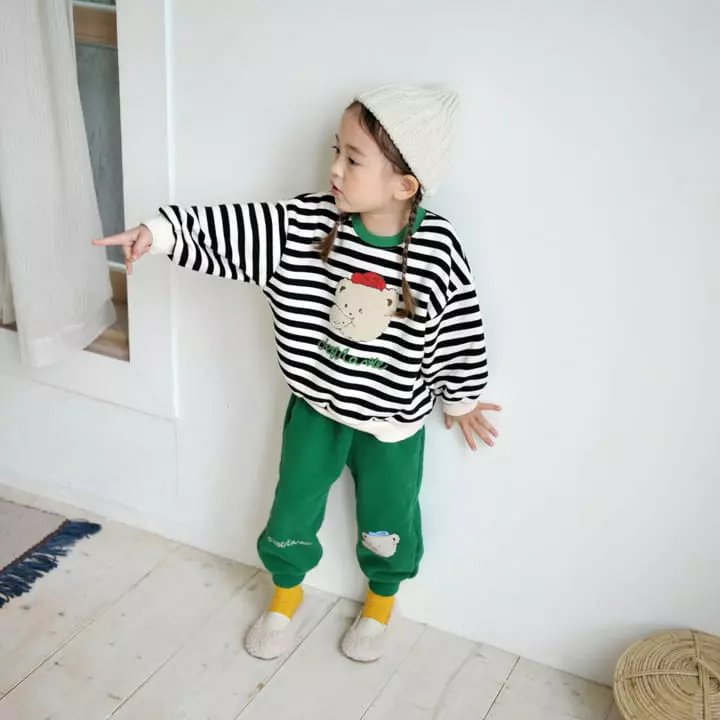 Momo Ann - Korean Children Fashion - #Kfashion4kids - Bboglei Bear Sweatshirt