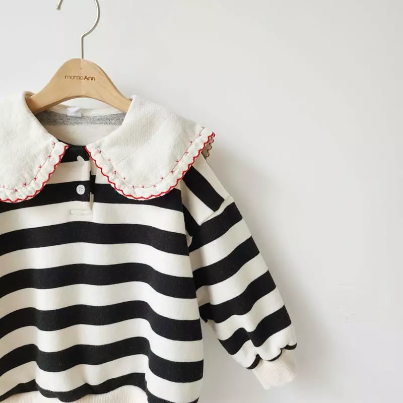 Momo Ann - Korean Children Fashion - #Kfashion4kids - Collar Embrroidery Sweatshirt - 6