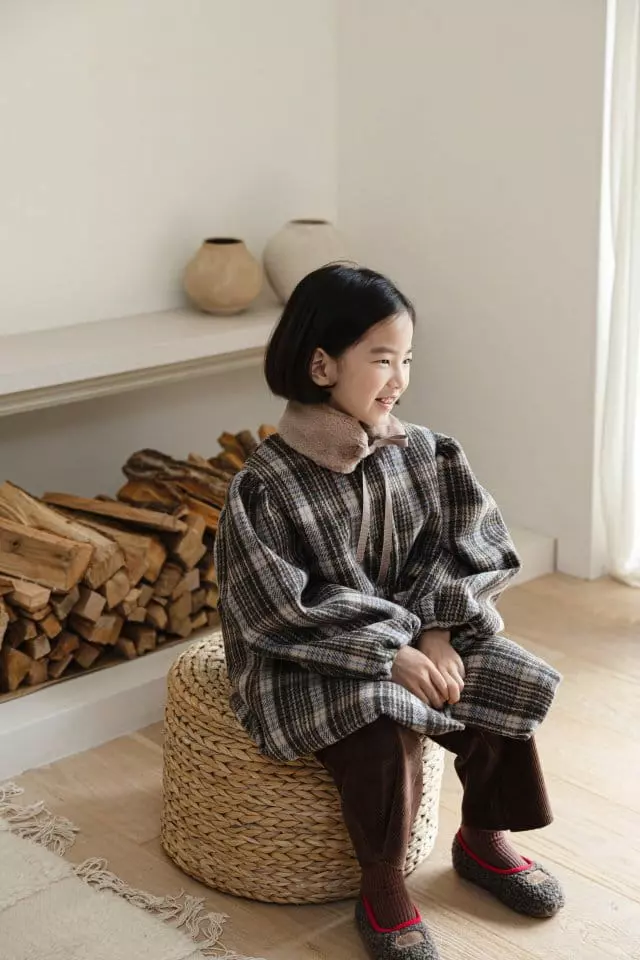 Mon Atelier - Korean Children Fashion - #discoveringself - Mink Muffler - 9