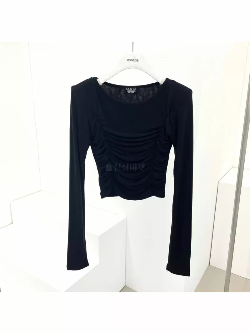 Monroe - Korean Women Fashion - #momslook - Yuri Shirring Tee - 2