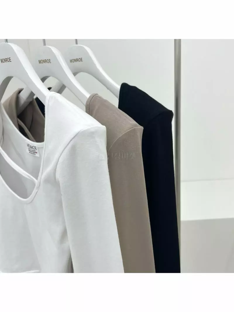 Monroe - Korean Women Fashion - #thelittlethings - Piping Crop Tee - 3