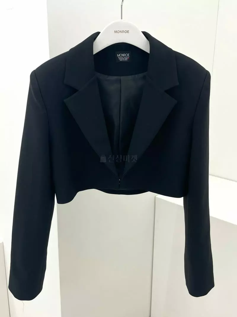 Monroe - Korean Women Fashion - #womensfashion - Fomal Crop Jacket - 2