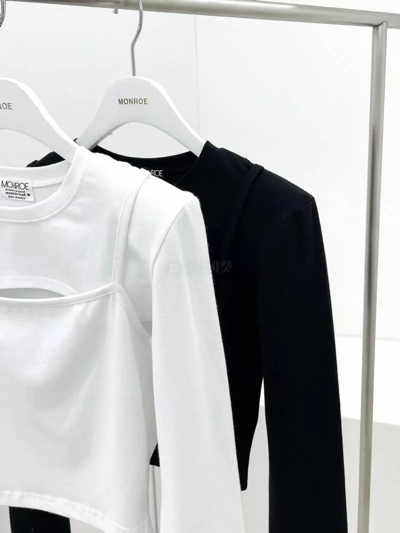 Monroe - Korean Women Fashion - #womensfashion - Long Sleeves Slit Tee - 7