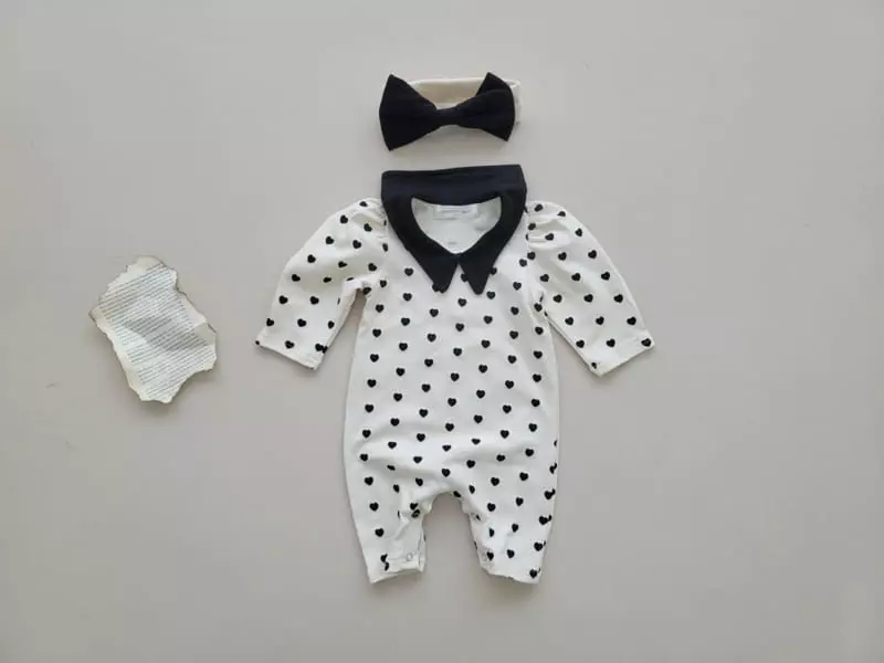 Moran - Korean Baby Fashion - #babyootd - Bebe Mini Heart Bodysuit Set