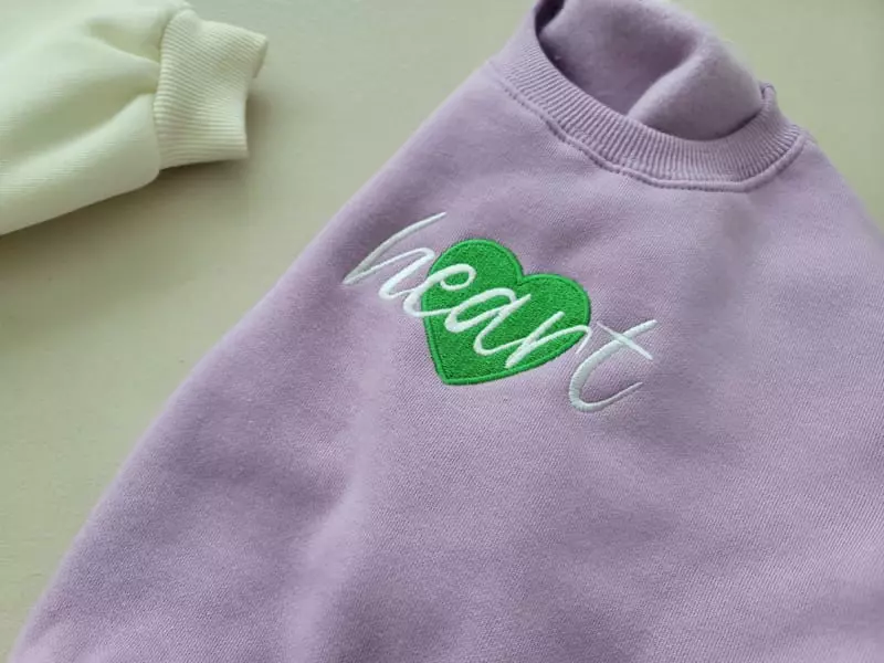 Moran - Korean Children Fashion - #kidsshorts - Heart Embrodiery Sweatshirt - 6