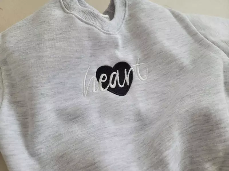 Moran - Korean Children Fashion - #kidsstore - Heart Embrodiery Sweatshirt - 7