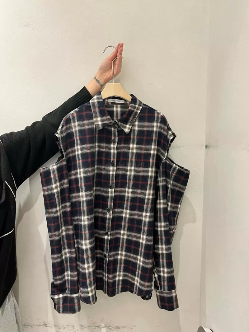 Mosaic - Korean Women Fashion - #momslook - Holic Fleece Overfit Shirt - 12