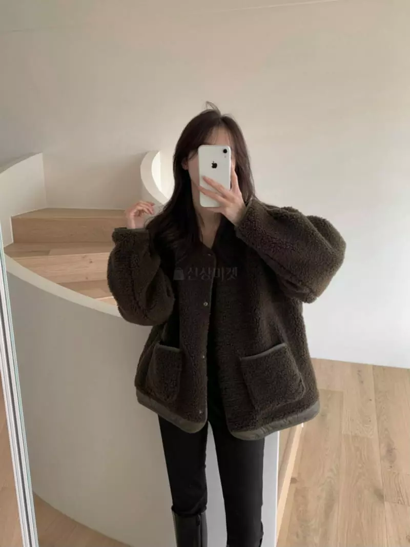 Mosaic - Korean Women Fashion - #momslook - Bear Reversible Padding - 6