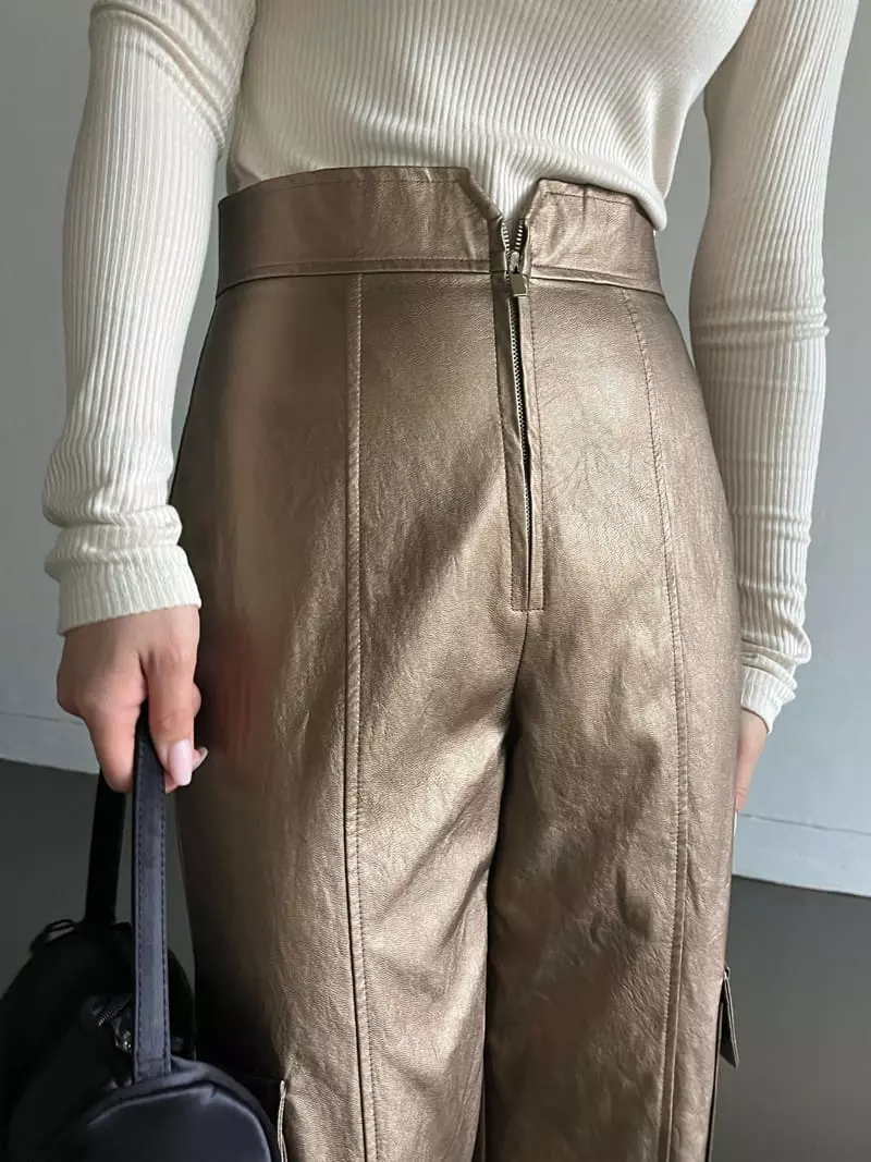 Mosaic - Korean Women Fashion - #restrostyle - Leather Pocket Pants - 11