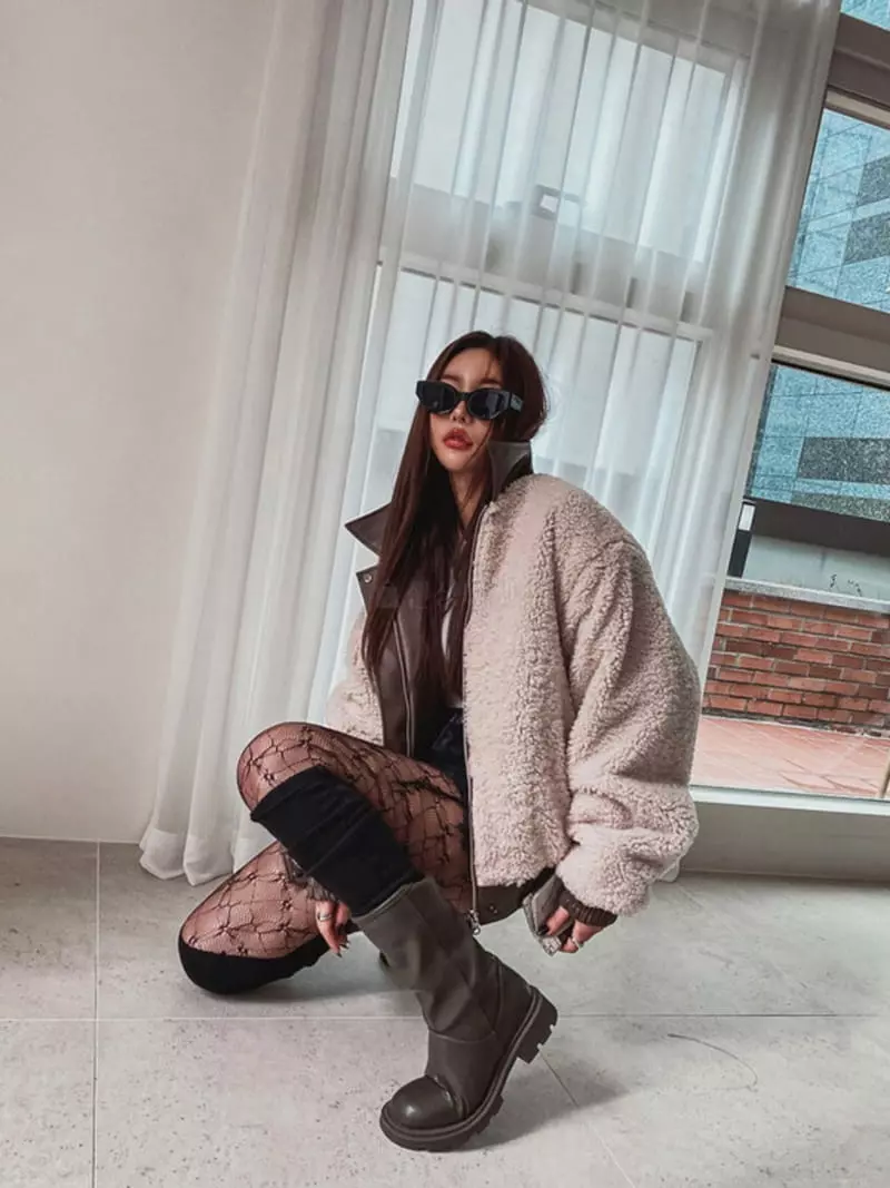 Mosaic - Korean Women Fashion - #vintageinspired - Vintage Reversible Jacket - 11