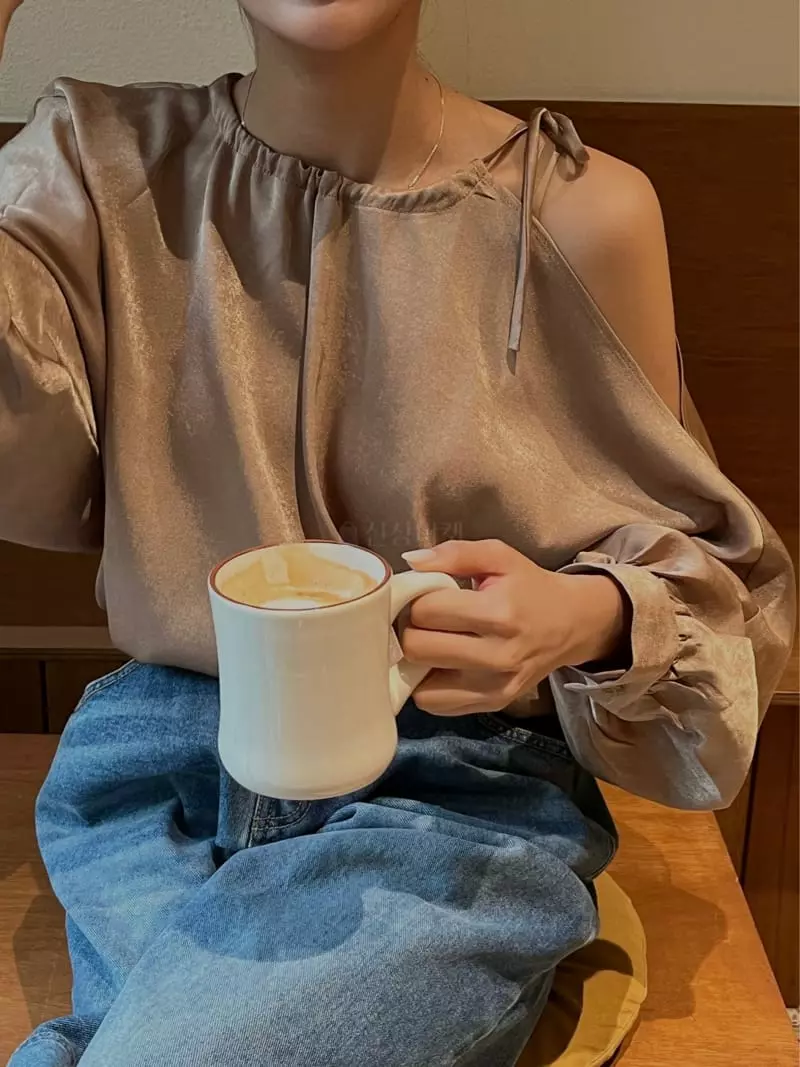 Mosaic - Korean Women Fashion - #womensfashion - One Shoulder Puff Blouse - 12