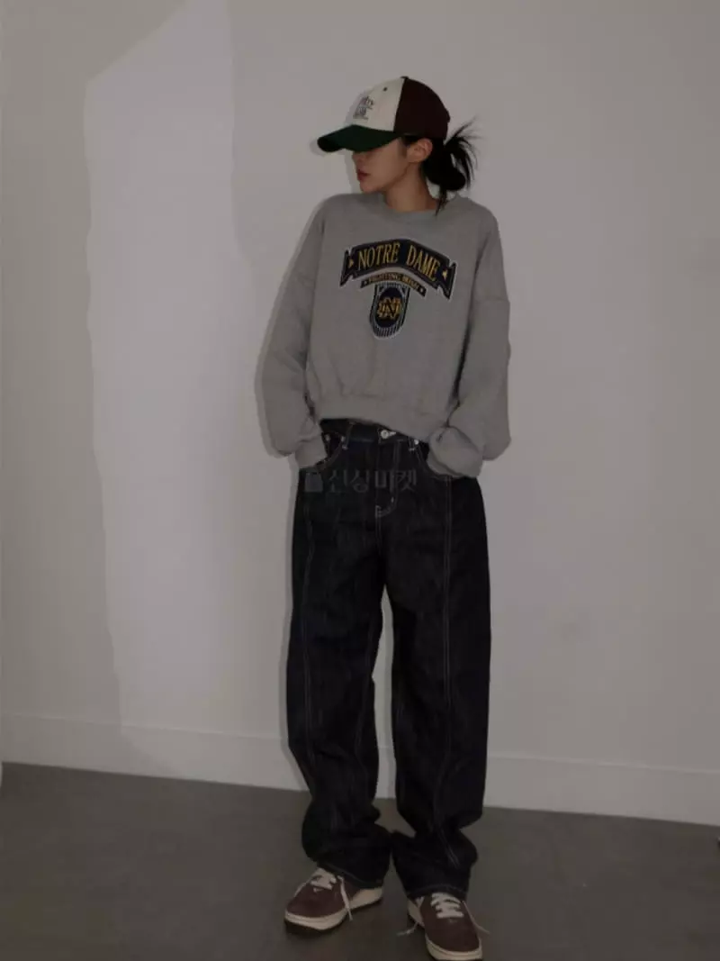 Mosaic - Korean Women Fashion - #womensfashion - Notre Dame Vintage Sweatshirt - 2