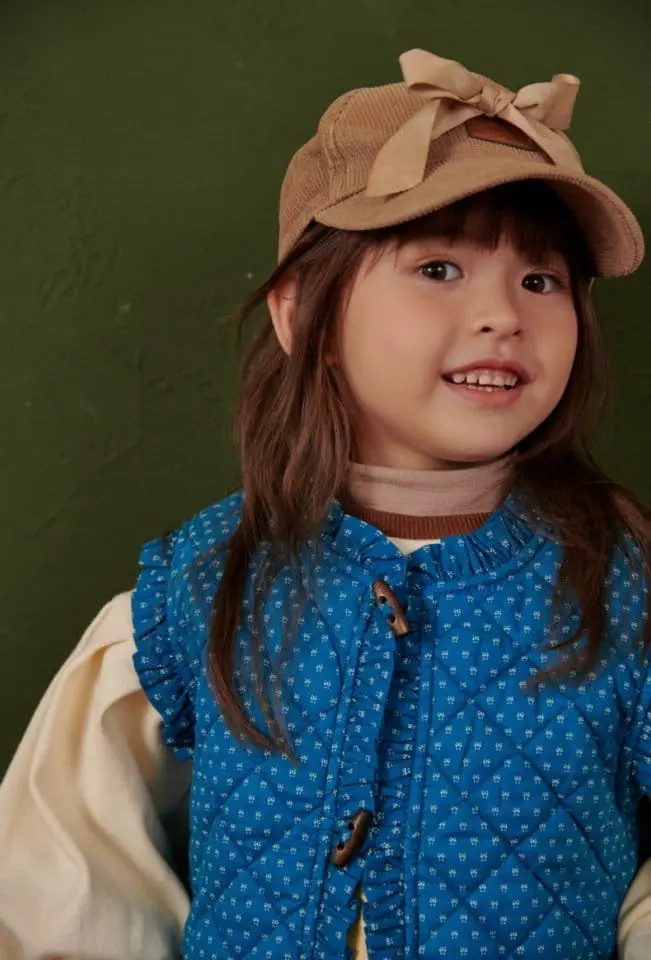 Mumunbaba - Korean Children Fashion - #childrensboutique - Frill Quilting Vest - 11