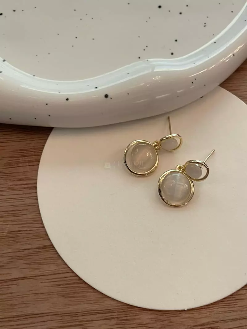 Muse - Korean Women Fashion - #vintagekidsstyle - Cat Earring