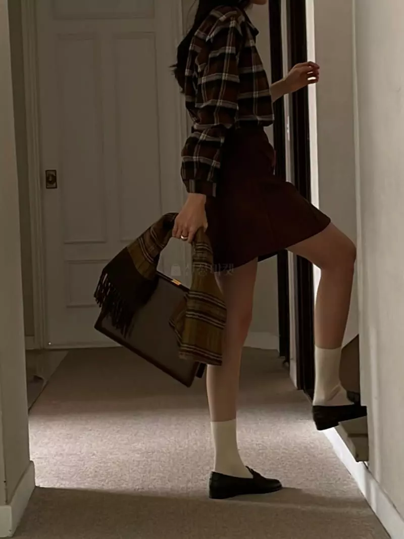 Nan - Korean Women Fashion - #thelittlethings - Corduroy Skirt - 4