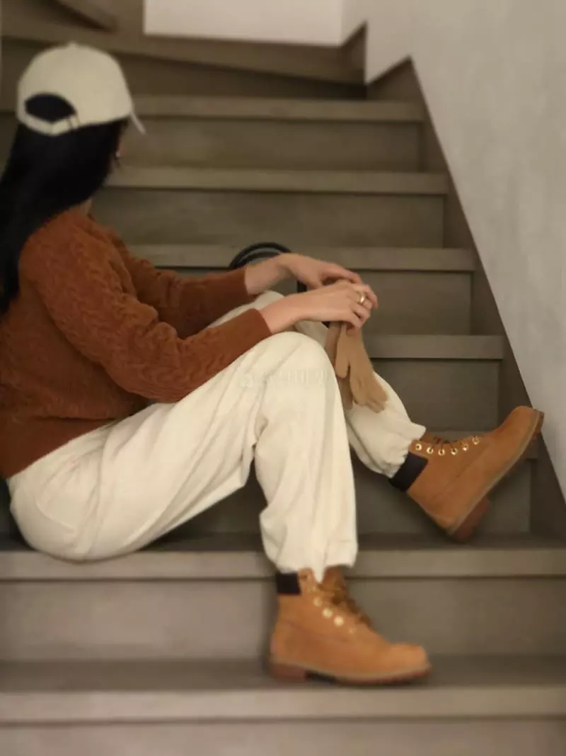 Nan - Korean Women Fashion - #momslook - Chelsea Twid Knit Tee - 3