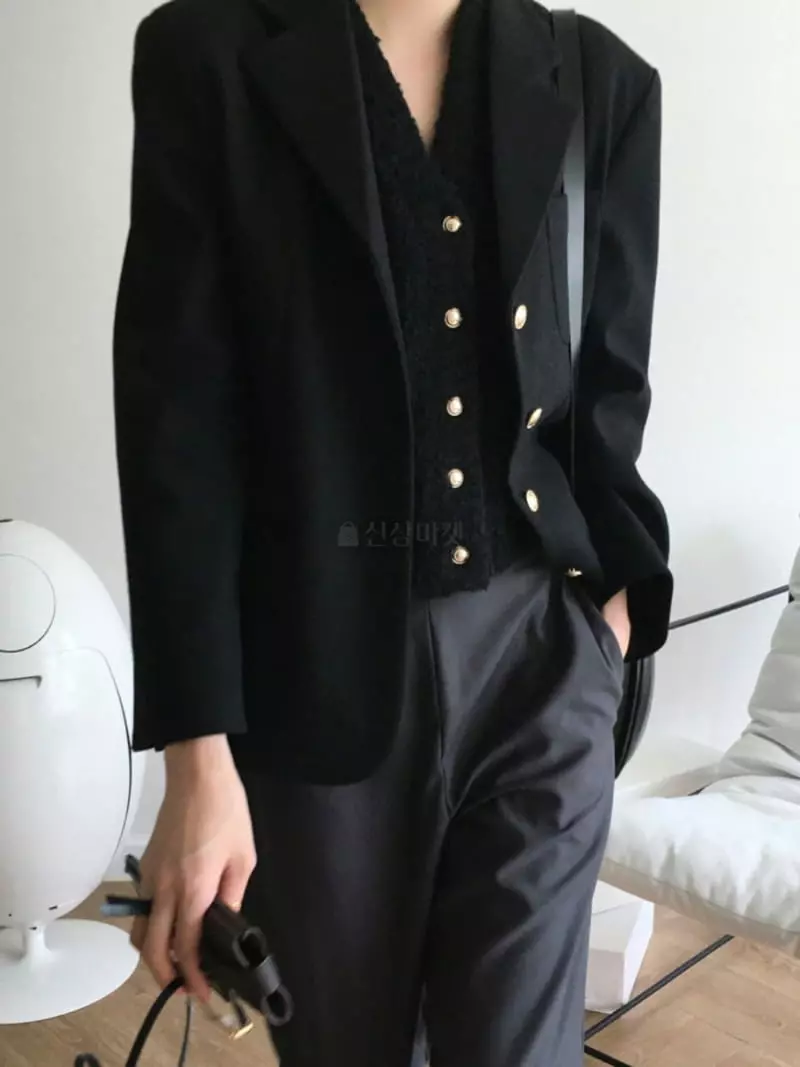 Nan - Korean Women Fashion - #momslook - Gold Button Vest - 5