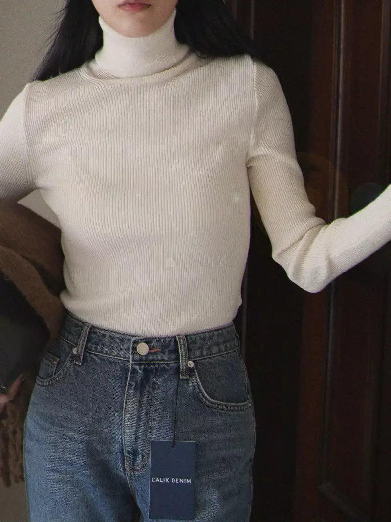 Nan - Korean Women Fashion - #momslook - Lived Knit Tee - 4