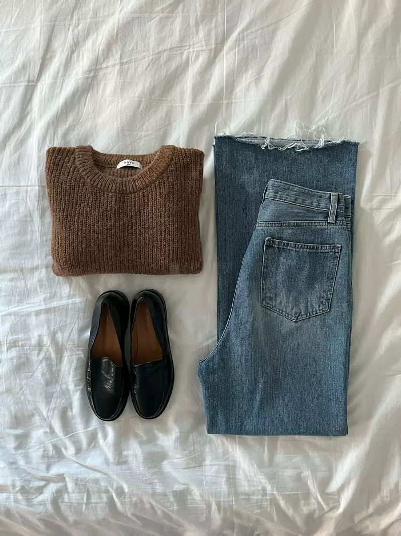 Nave - Korean Women Fashion - #momslook - Pastel Knit Tee