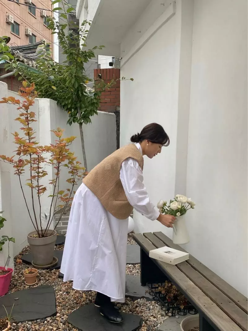 Nave - Korean Women Fashion - #momslook - You Are Vest - 2