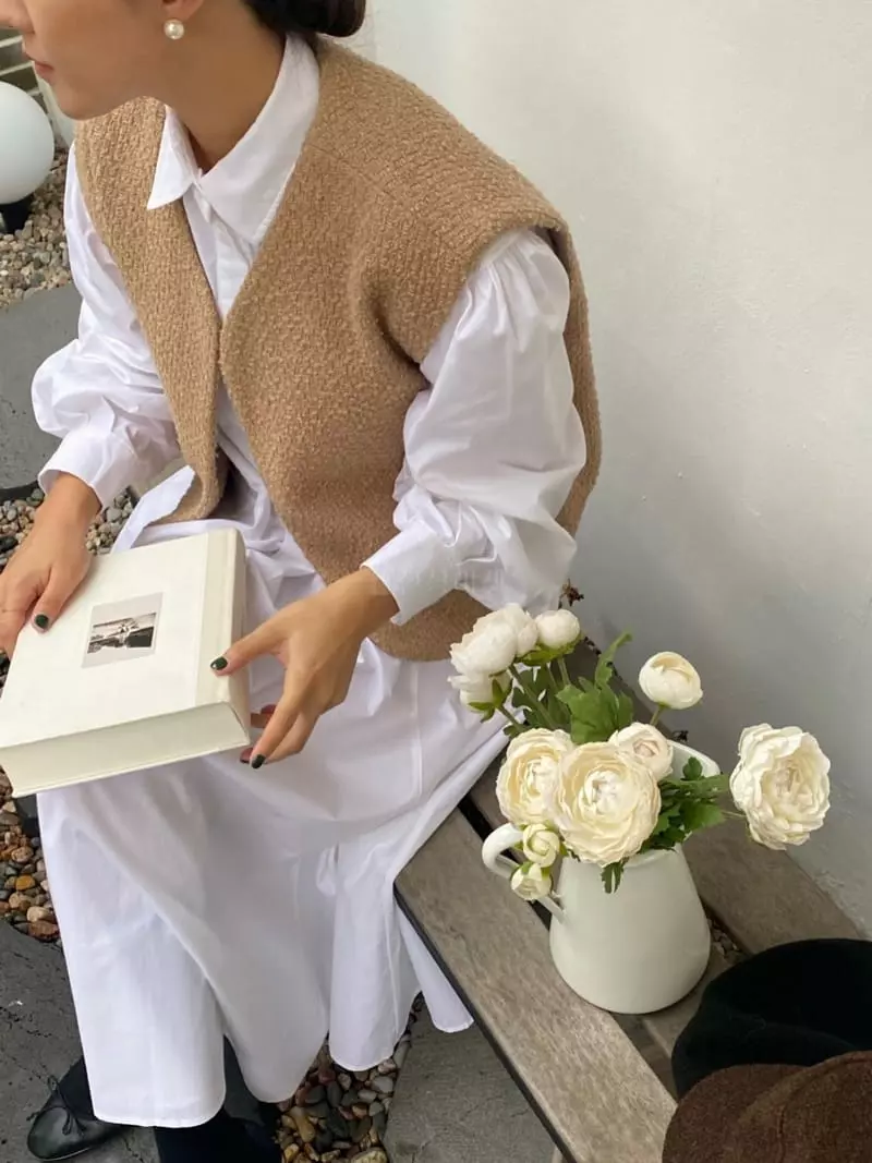 Nave - Korean Women Fashion - #womensfashion - You Are Vest