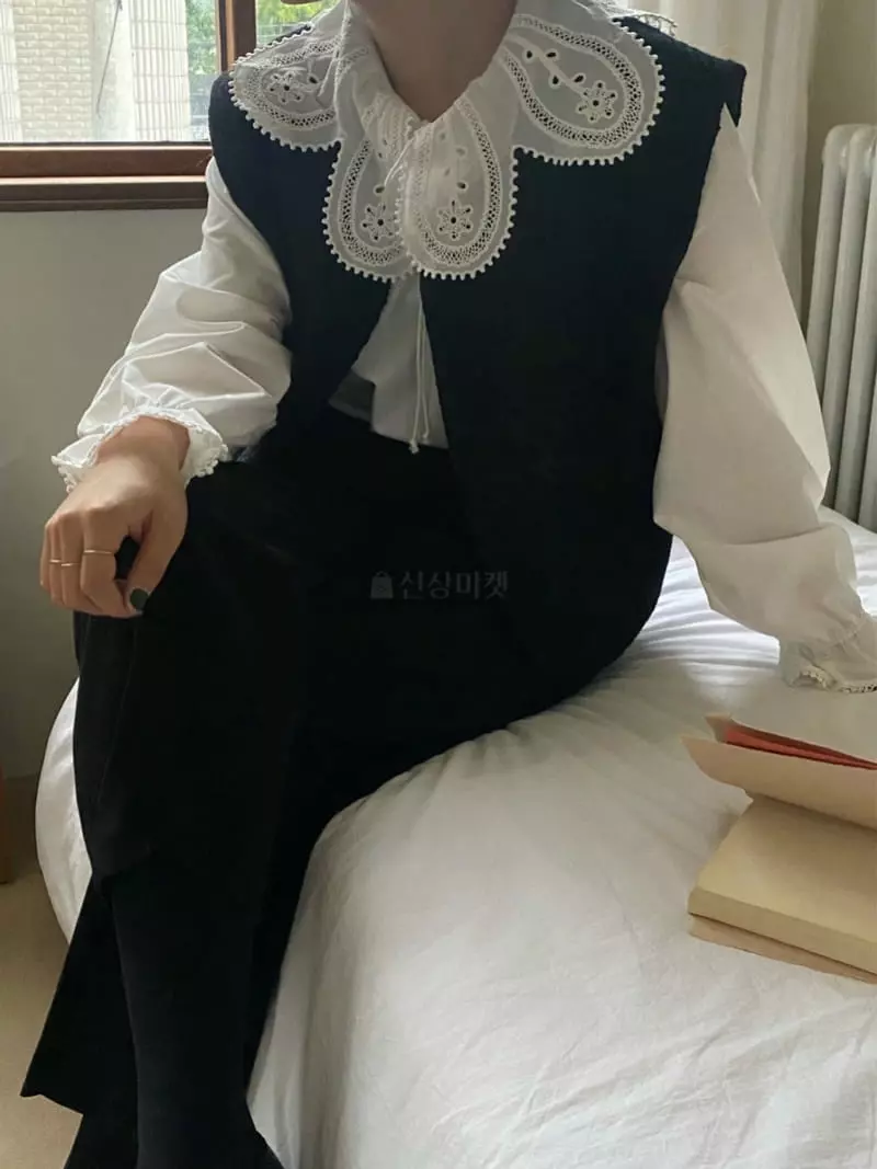 Nave - Korean Women Fashion - #womensfashion - You Are Vest - 5