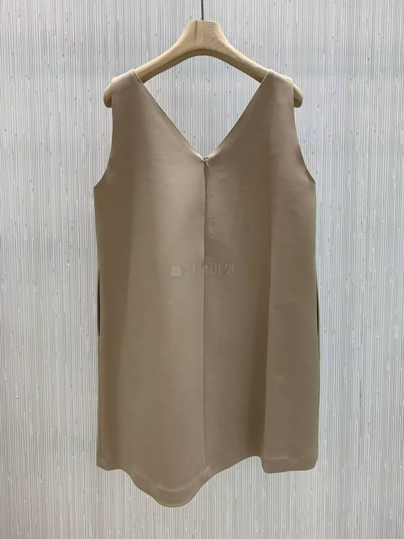 Neroli36 - Korean Women Fashion - #momslook - Pocket One-piece - 9
