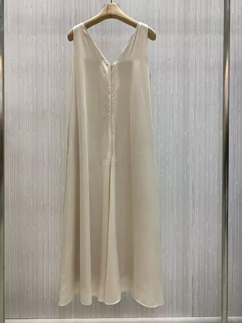 Neroli36 - Korean Women Fashion - #momslook - Cube Maxy One-piece - 8