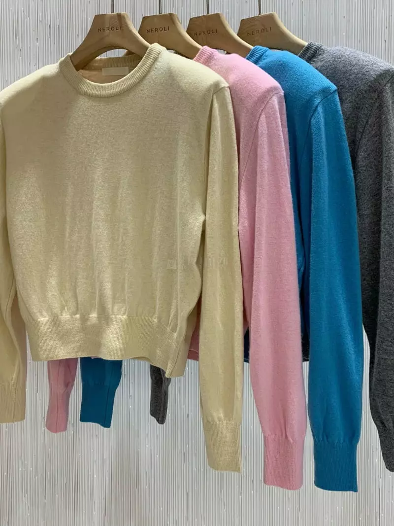Neroli36 - Korean Women Fashion - #momslook - Cash Pad Round Knit Tee - 6