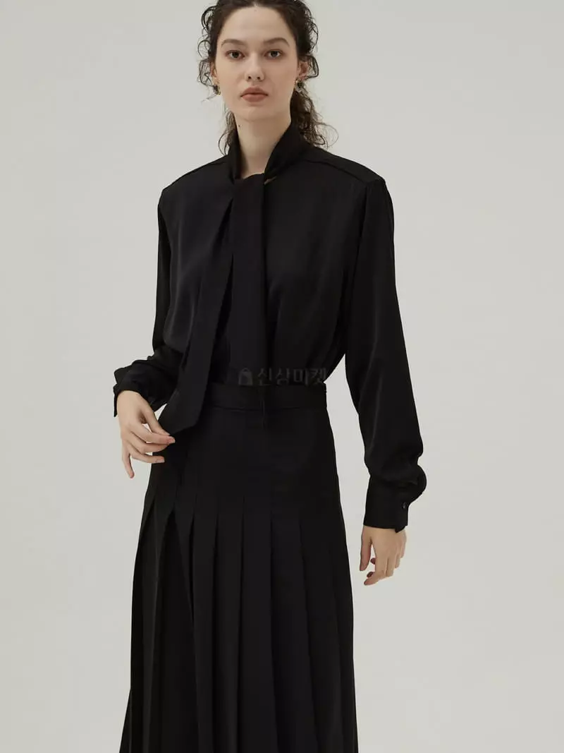 Neroli36 - Korean Women Fashion - #vintageinspired - Bay Bean Blouse
